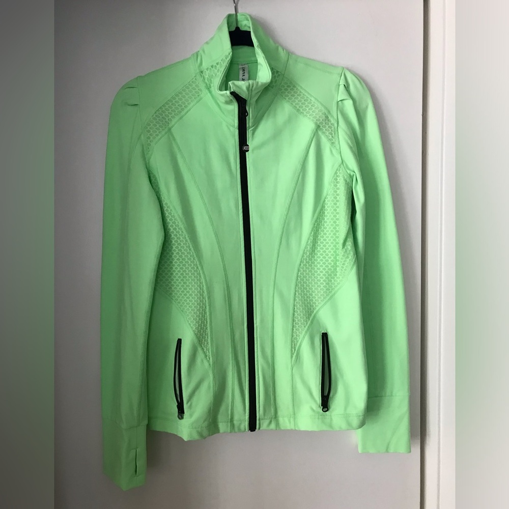 Lorna Jane zip up active jacket SZ M